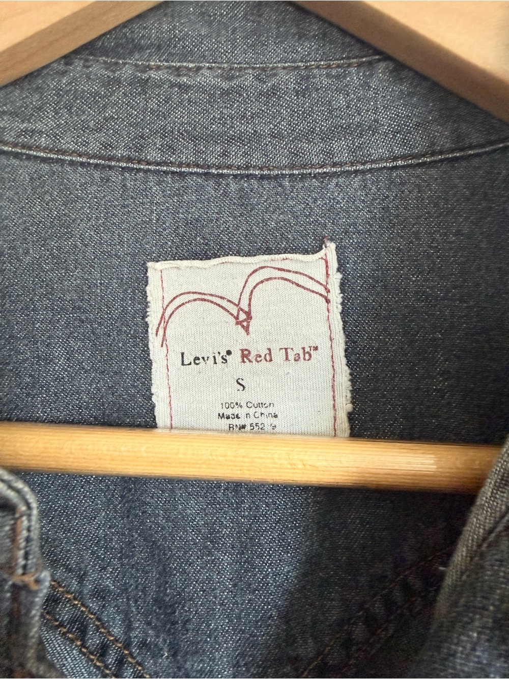 Vintage Levi’s Red Tab Denim Western Style Button Down Shirt 90s Grunge Retro - Picture 5 of 7